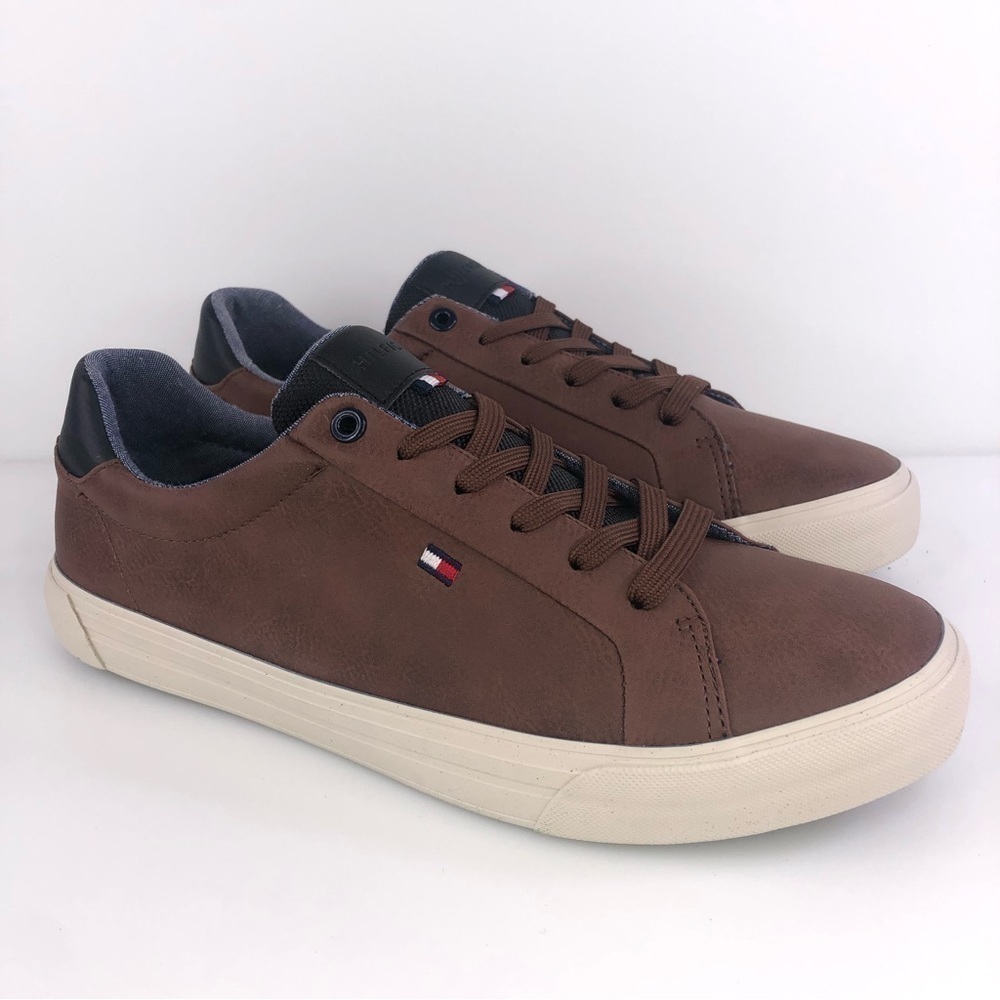 Tommy Hilfiger Mens Ref Leather Low Top Lace Up Fashion Brown, US size 9